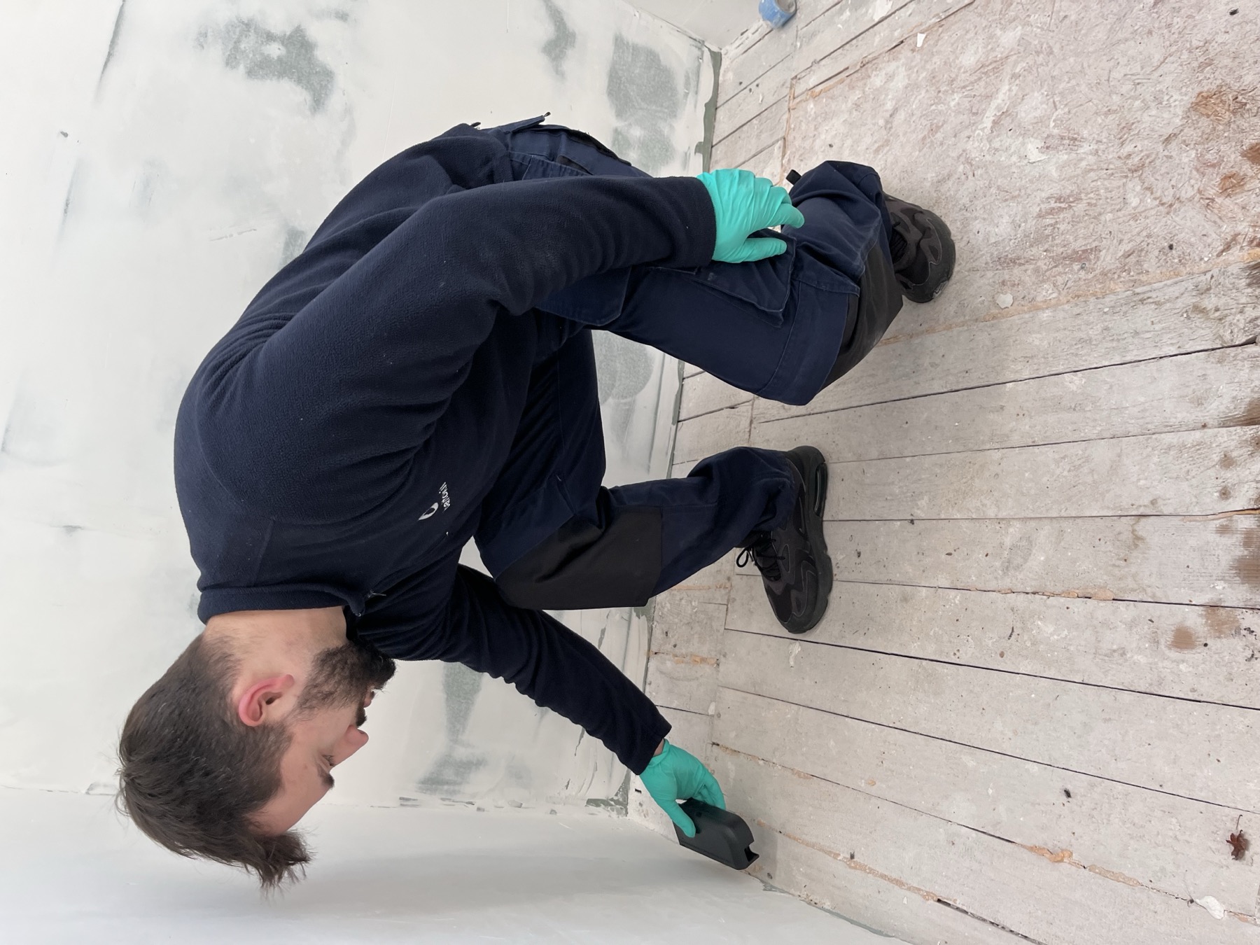 Baitokil aan het werk bij een ongediertebestrijding